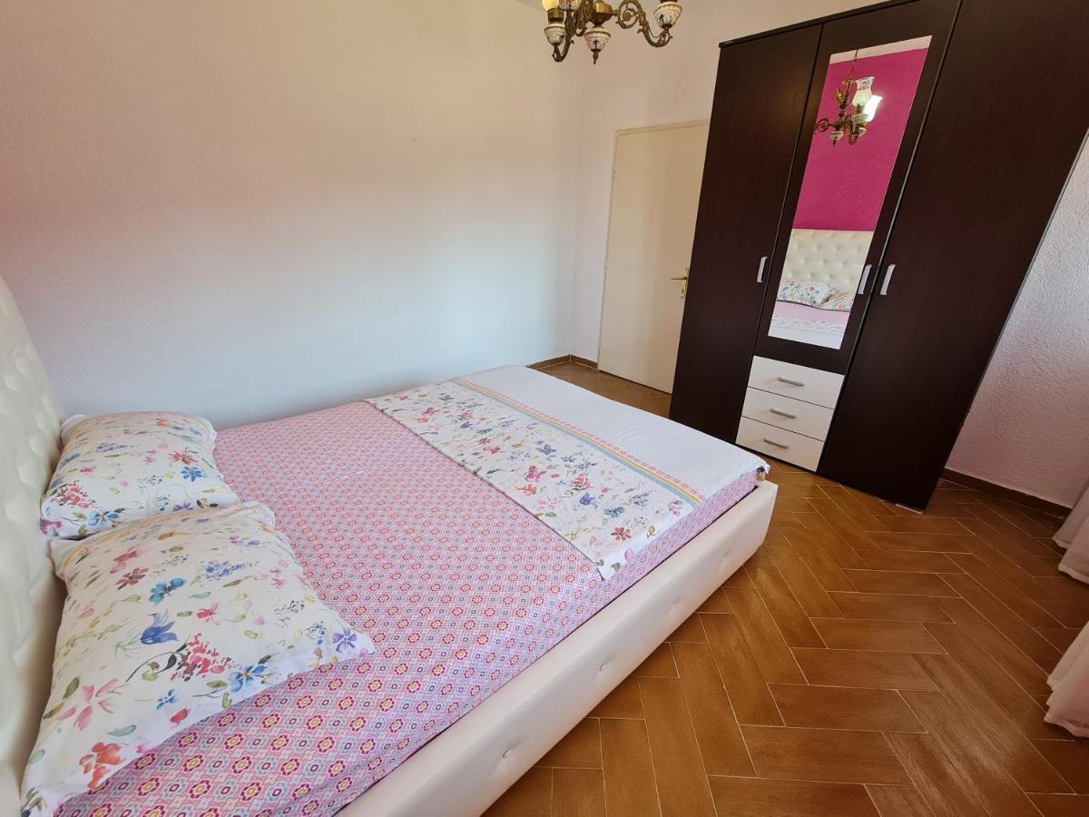 Apartment Dragone Улцин Екстериор снимка